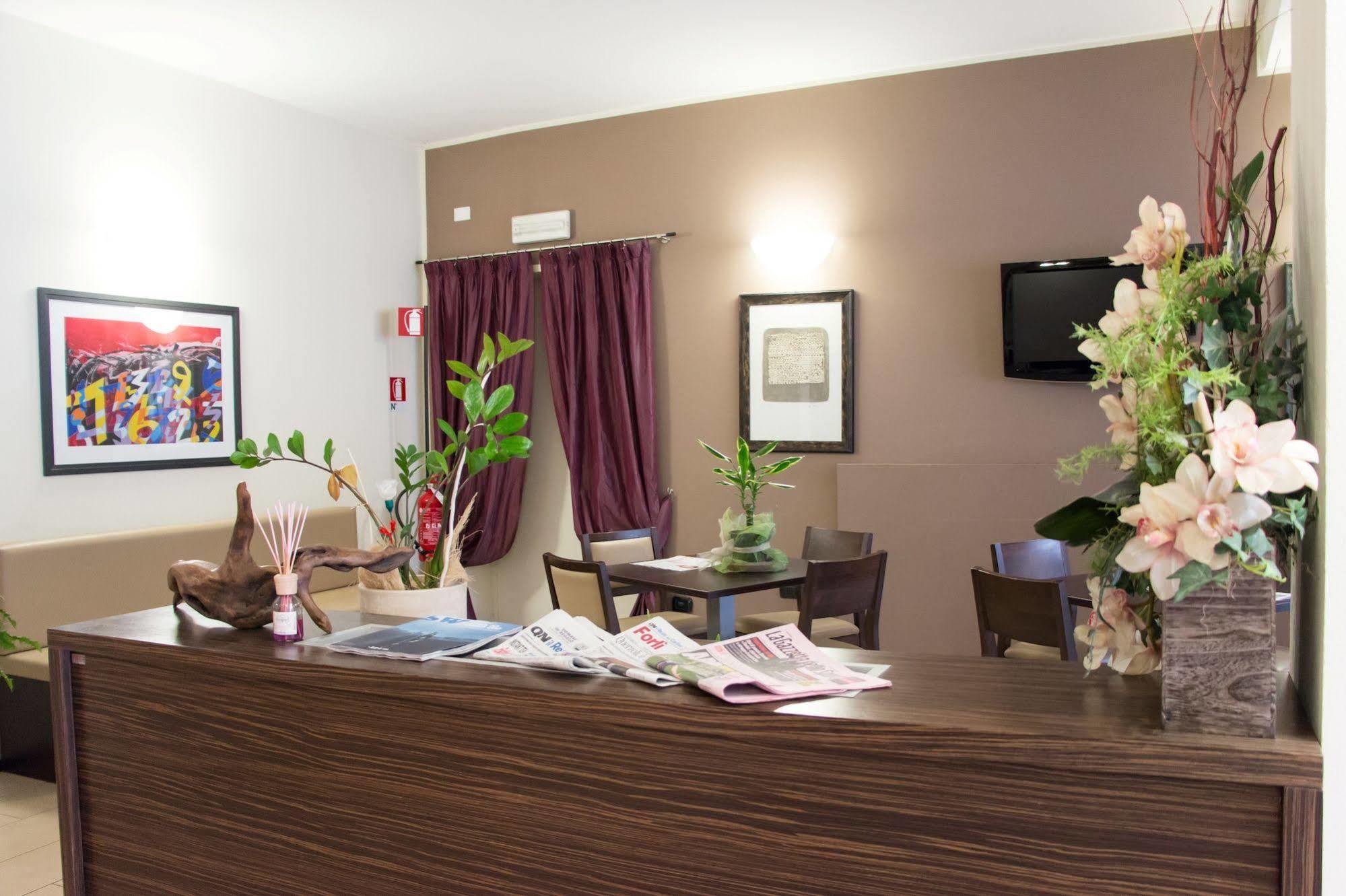 Hotel Fontanelle Fratta Terme Esterno foto